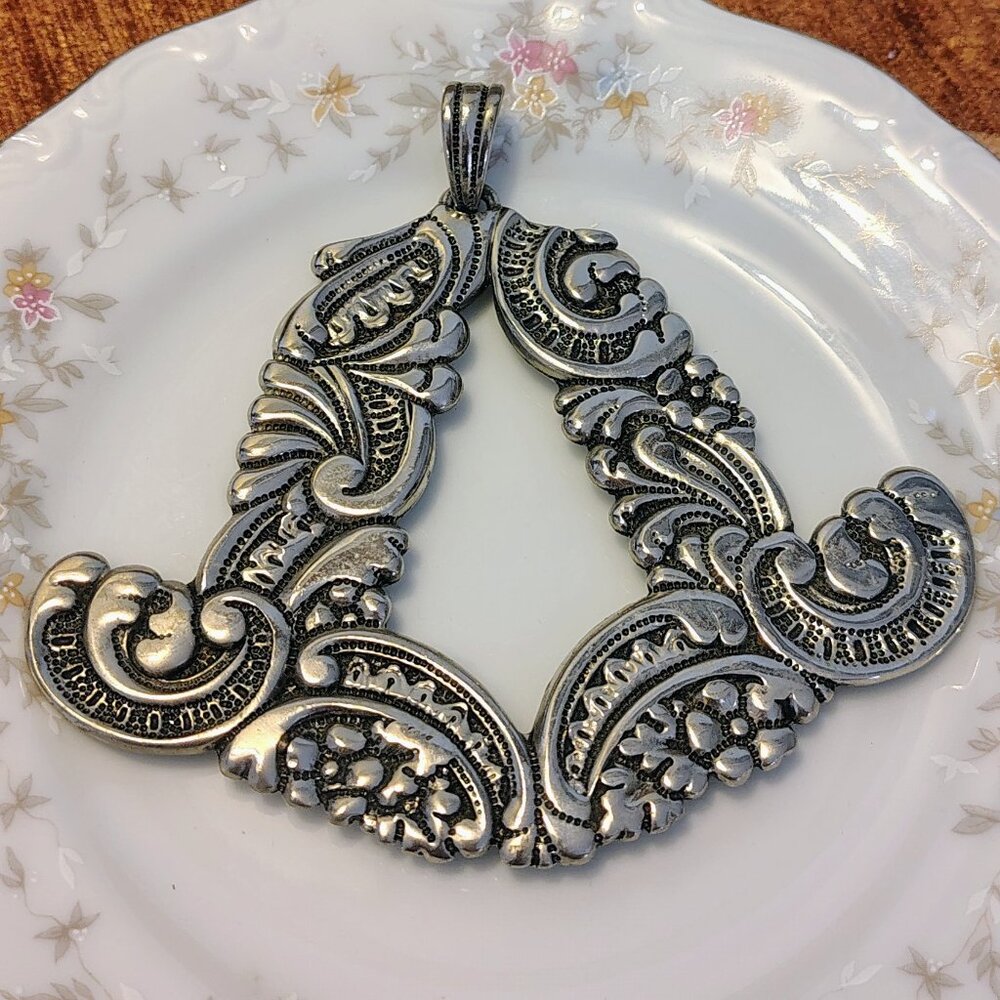 Vtg Lucien Piccard 70’s Art Nouveau Silver Plated Large Pendant